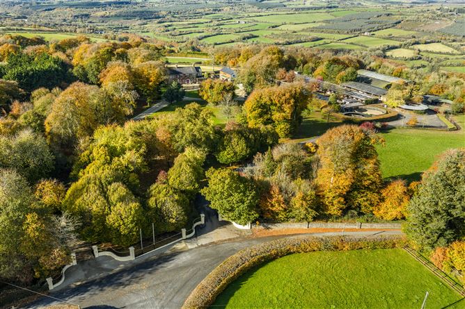 https://photos-a.propertyimages.ie/media/2/3/1/4998132/5ae1c6d5-3531-4e64-abbe-e1ed06d86c64_l.jpg
