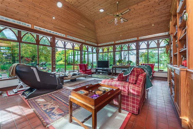 https://photos-a.propertyimages.ie/media/2/3/1/4998132/5ae1c6d5-3531-4e64-abbe-e1ed06d86c64_l.jpg