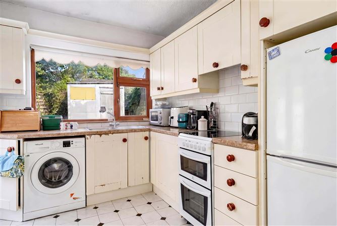 Photo 11 of 18 — 35 Cherrywood Avenue, Clondalkin, Dublin 22