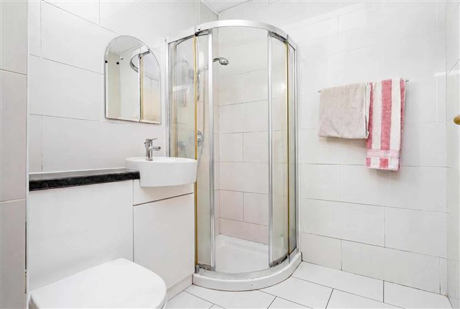 Photo 12 of 18 — 35 Cherrywood Avenue, Clondalkin, Dublin 22