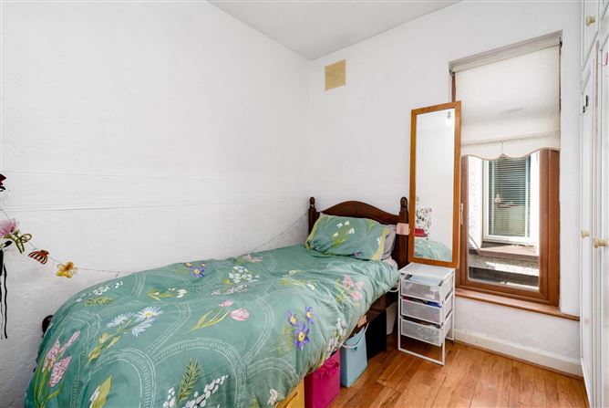 Photo 15 of 18 — 35 Cherrywood Avenue, Clondalkin, Dublin 22
