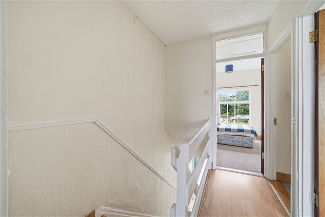 Photo 11 of 24 — 18 Dodsborough Road, Lucan, Dublin