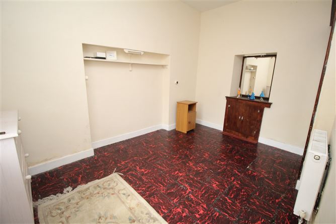 Knockahaw, Dublin road, Longford, Longford
