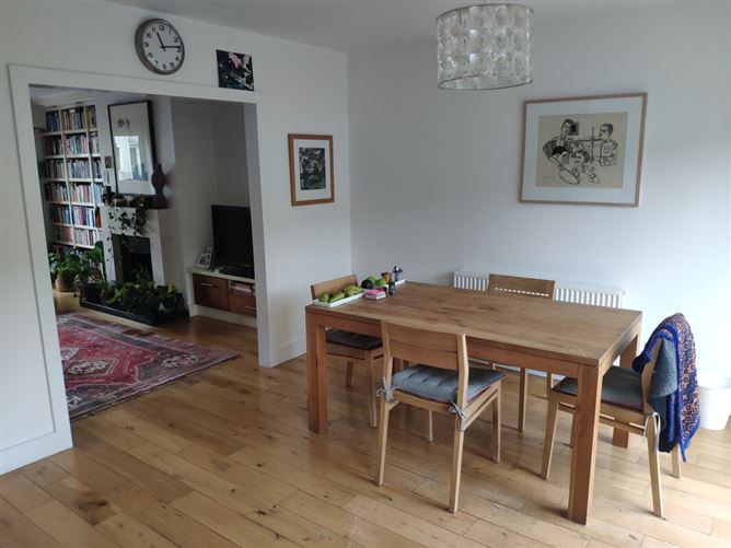 Creative and peaceful homestay D12, Drimnagh, Dublin 12