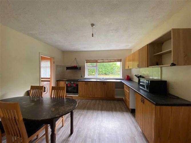 16 Carysford Avenue, College Court, Castletroy, County Limerick