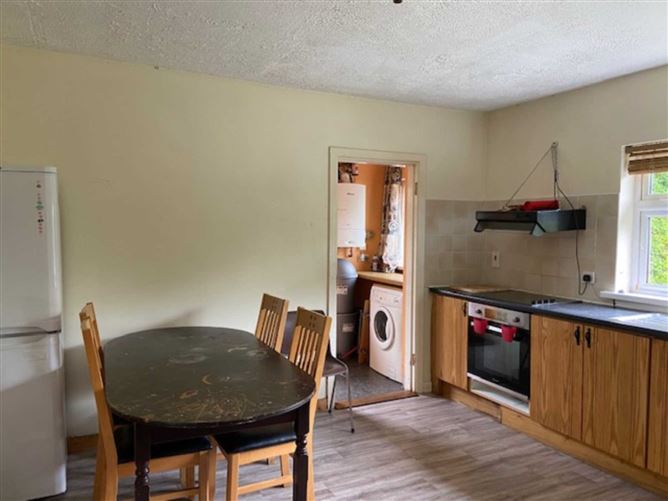 16 Carysford Avenue, College Court, Castletroy, County Limerick