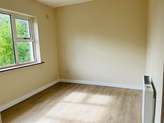 80 Elm Park, Gort Road, Ennis, Clare