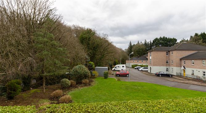 Apartment 7 Woodville, Rochestown, Cork
