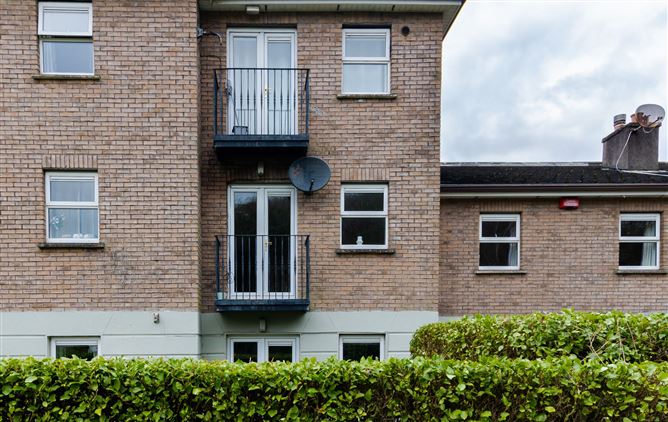 Apartment 7 Woodville, Rochestown, Cork