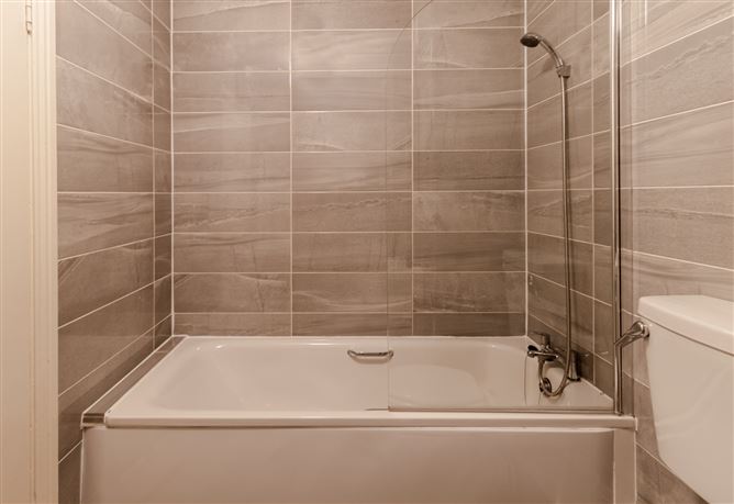 Apartment 7 Woodville, Rochestown, Cork
