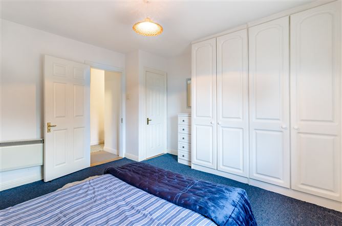 Apartment 7 Woodville, Rochestown, Cork