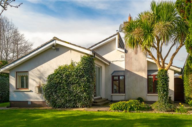 2 Hillcrest Downs, Sandyford, Dublin 18