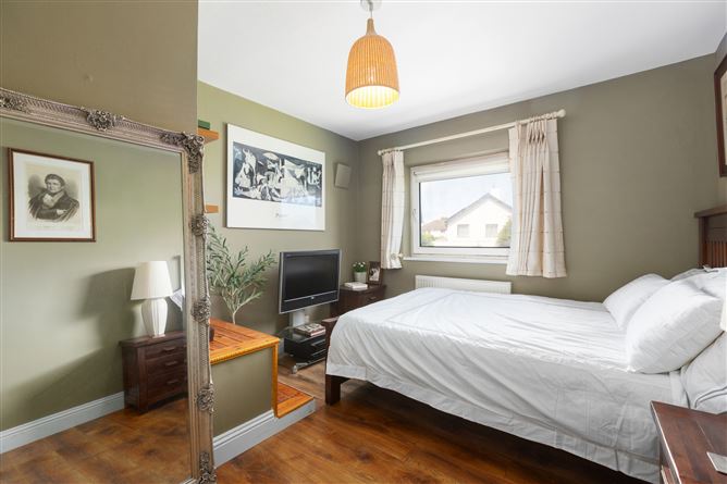SANTANDER, 64 South Park, Foxrock, Dublin 18