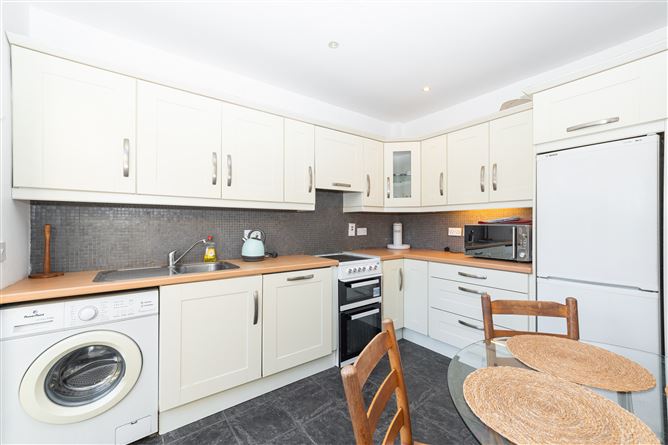 31 Johnstown Road, Cabinteely, Dublin 18