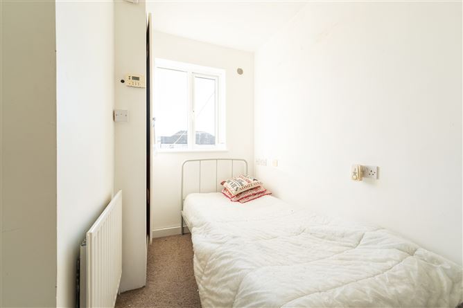 31 Johnstown Road, Cabinteely, Dublin 18