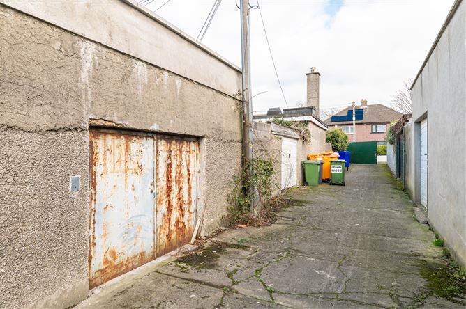 31 Johnstown Road, Cabinteely, Dublin 18