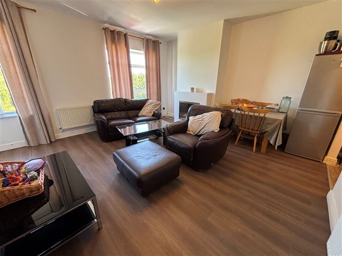 27 The Ashes, Ashbourne, Co.Meath