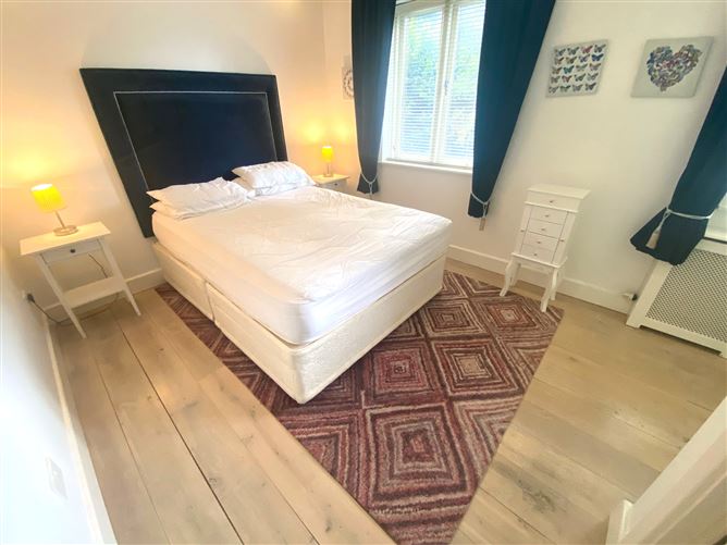 Brownsbarn Wood, Old Naas Road, Kingswood Cross, Dublin 22