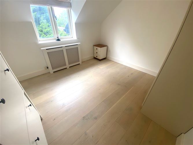 Brownsbarn Wood, Old Naas Road, Kingswood Cross, Dublin 22