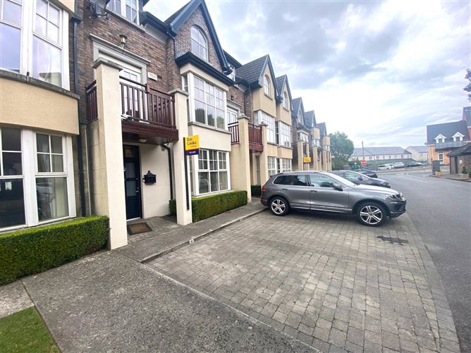 Brownsbarn Wood, Old Naas Road, Kingswood Cross, Dublin 22