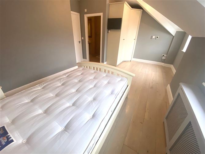 Brownsbarn Wood, Old Naas Road, Kingswood Cross, Dublin 22