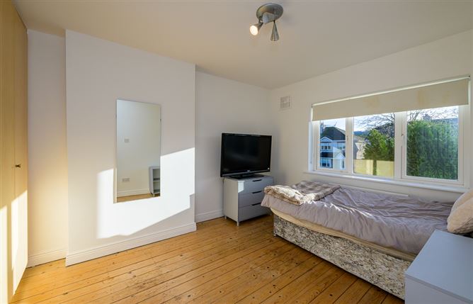 Photo 13 of 23 — 17 Birch Close, Johnstown Wood, Navan, Meath