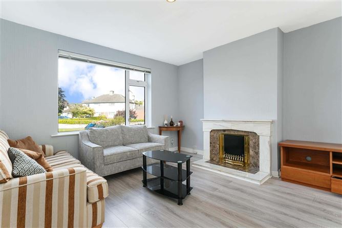 25 Pinewood Park, Rathfarnham, Dublin 14