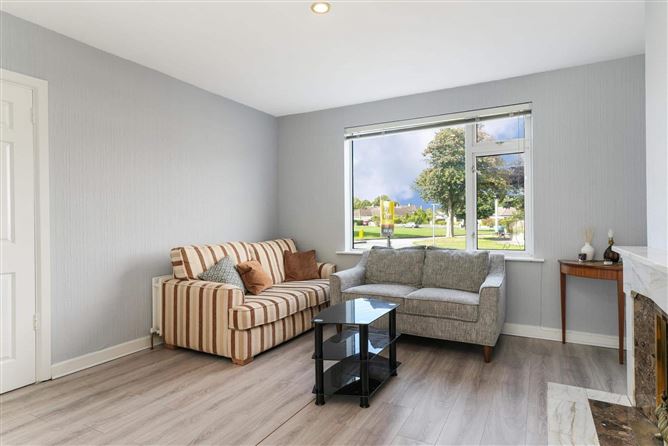 25 Pinewood Park, Rathfarnham, Dublin 14