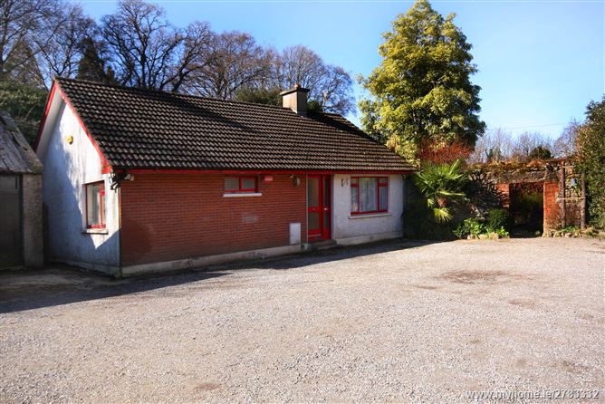 Fernhill House & Gardens, Enniskerry Road, Stepaside, Co. Dublin 