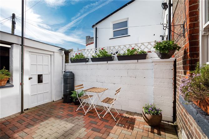 5 Woodville Road, Drumcondra, Dublin 9