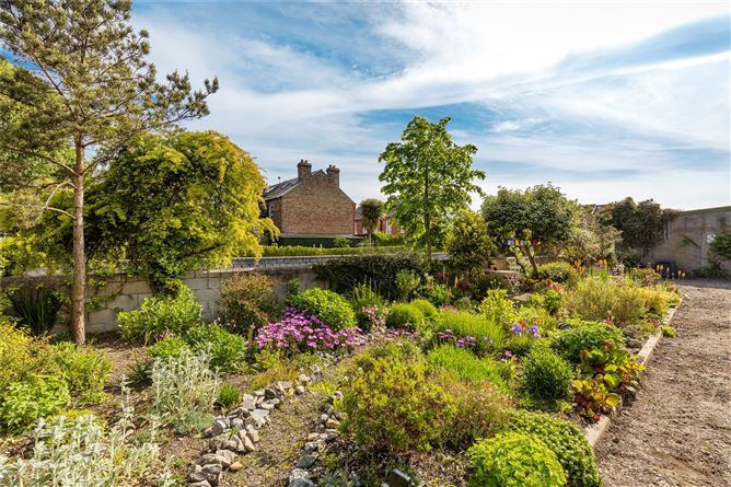 5 Woodville Road, Drumcondra, Dublin 9