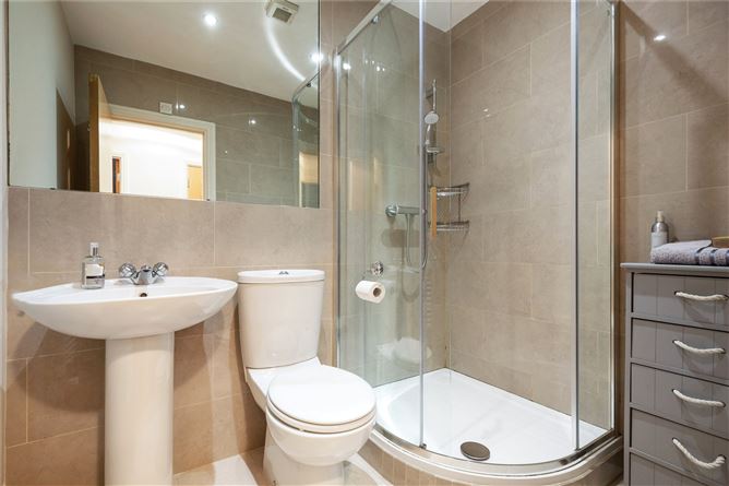 26 Wingfield, Enniskerry Road, Stepaside, Dublin 18