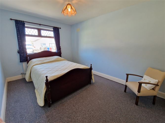 22 Oak Drive, Swinford, Co. Mayo