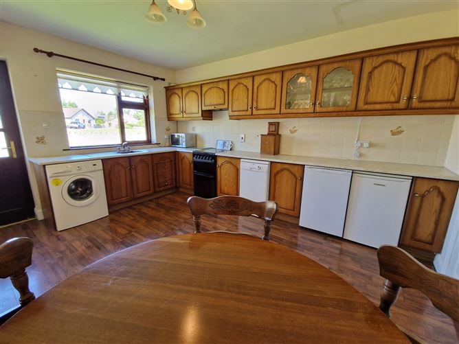 22 Oak Drive, Swinford, Co. Mayo