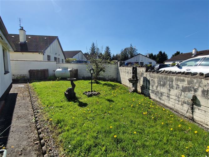 22 Oak Drive, Swinford, Co. Mayo