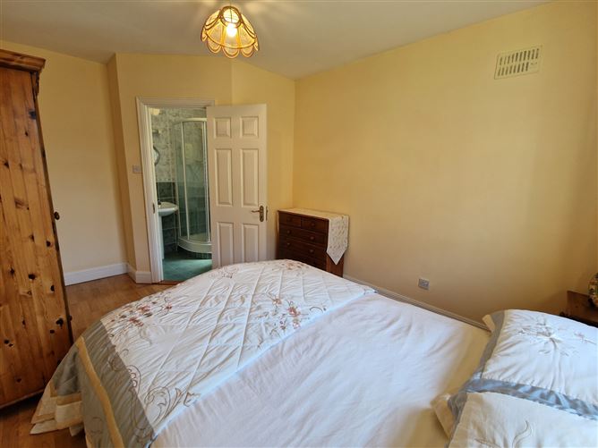 22 Oak Drive, Swinford, Co. Mayo