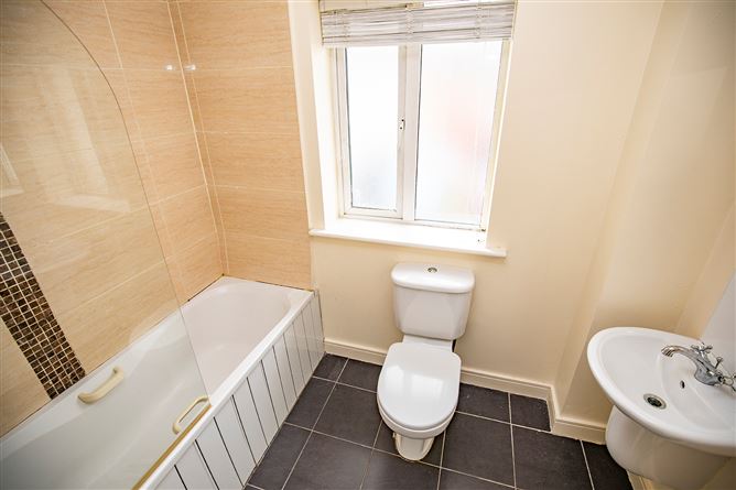 7 Hoey Court , Clongriffin, Dublin 13
