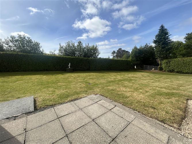 Dories Cottage, Ennis Road, Kildysart, Ennis, County Clare