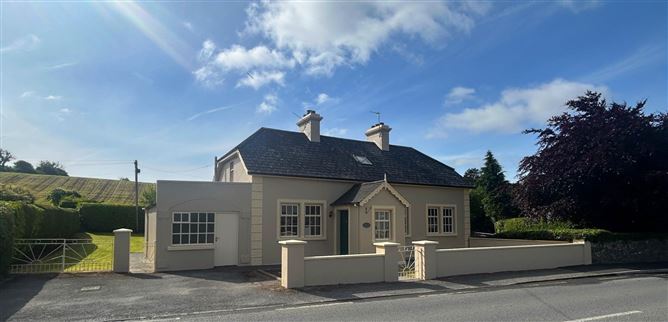 Dories Cottage, Ennis Road, Kildysart, Ennis, County Clare