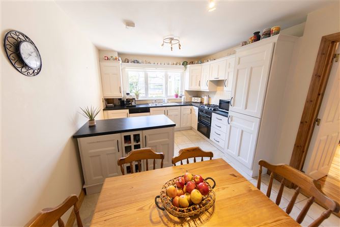 31 Cedar Crescent, Cluain Ard, Cobh, Cork