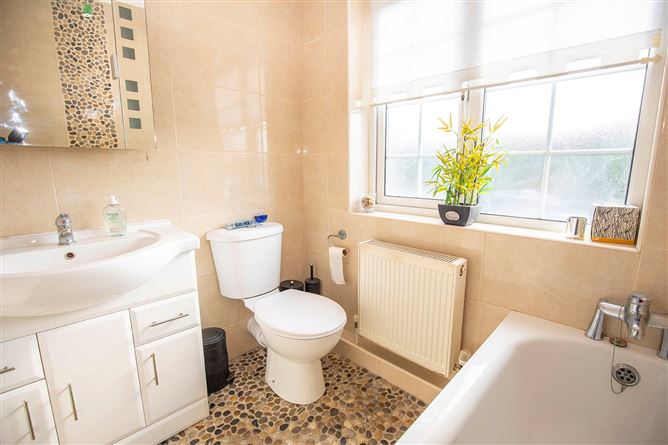 25, Oak Green, Royal Oak, Coolock, Dublin 17