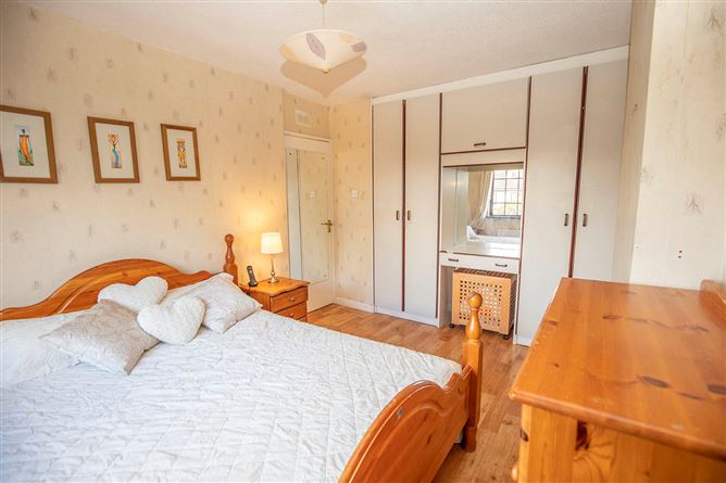 25, Oak Green, Royal Oak, Coolock, Dublin 17