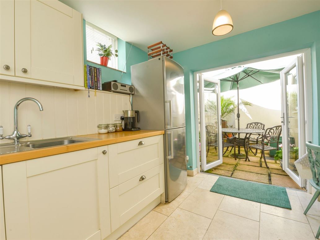 5 Exe Street,Topsham, Devon, United Kingdom