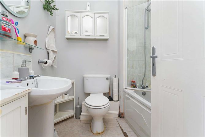 70 Carrigmore Crescent, Citywest, Co. Dublin