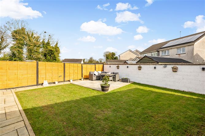 6 Newbury Park, Derrinturn, Kildare