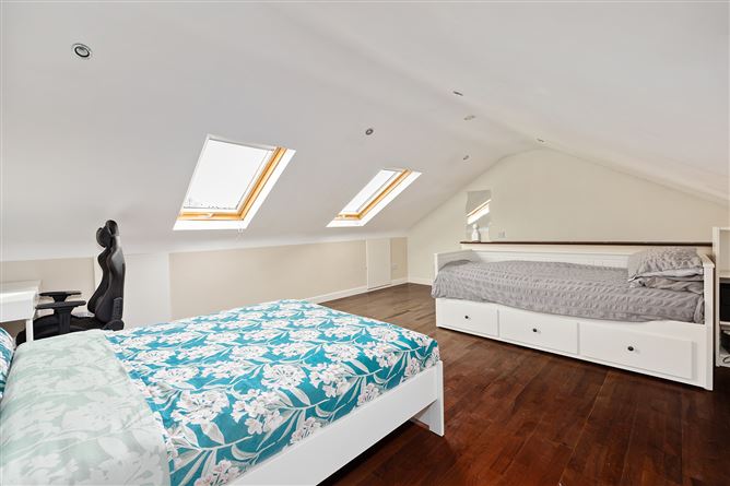 6 Newbury Park, Derrinturn, Kildare