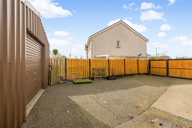 6 Newbury Park, Derrinturn, Kildare