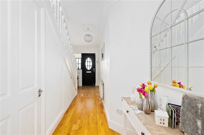 6 Newbury Park, Derrinturn, Kildare