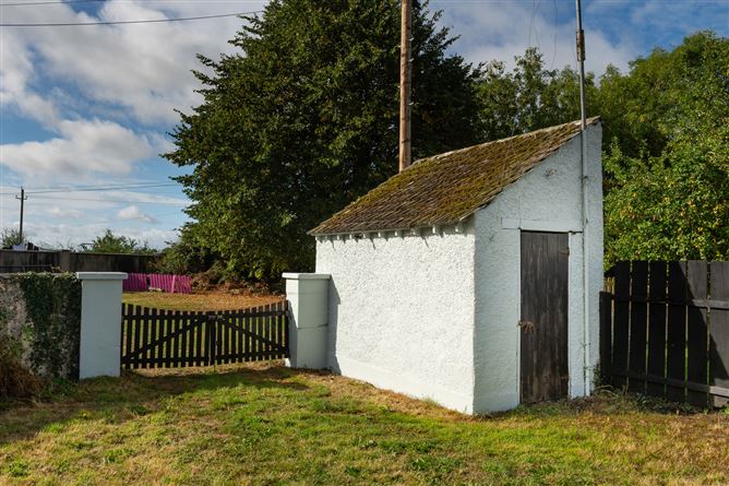 Photo 35 of 37 — 38 Saint Brochan's Park, Bracknagh, Rathangan, Co. Offaly