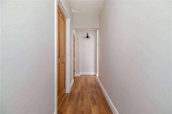38 Saint Brochan's Park, Bracknagh, Rathangan, Co. Offaly